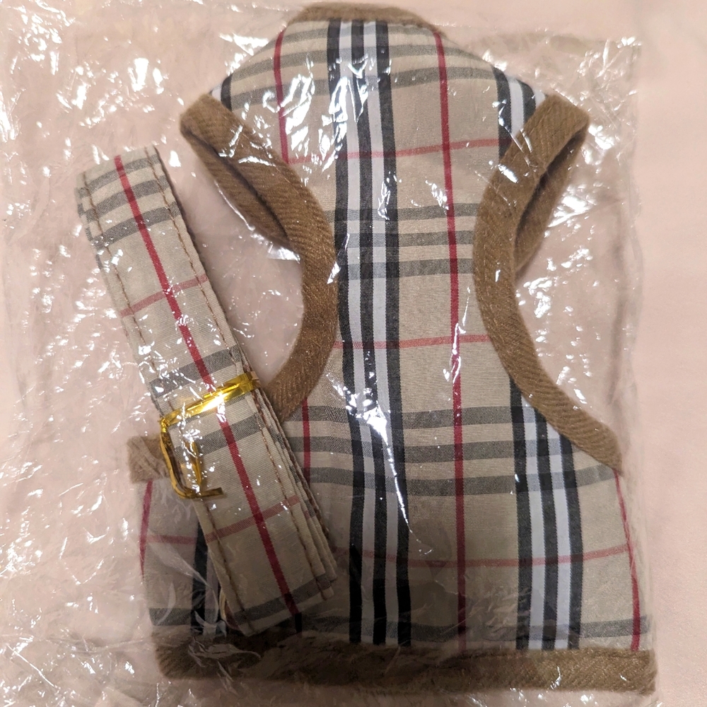 New luxury print dog harness and matching leash size small